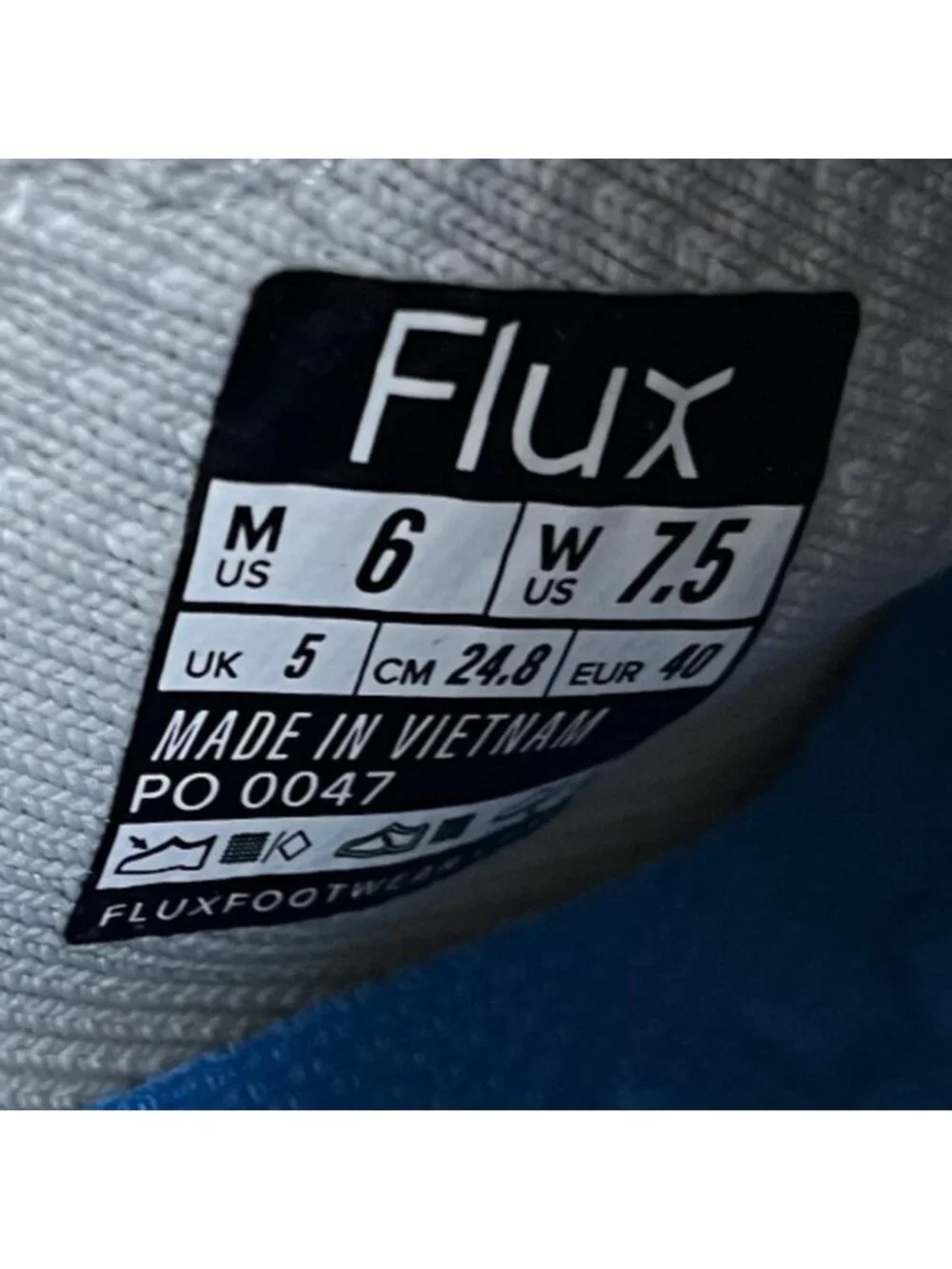 Flux Adapt Runner White Gum Womens Size 7.5 Athletic Walking Knit Shoes Sneakers